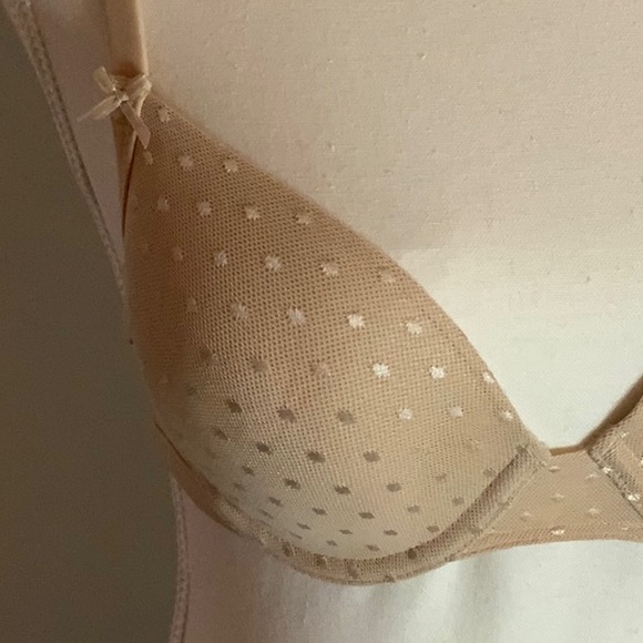 DKNY Tan/Beige 32B Bra - Never Worn - Picture 2 of 4